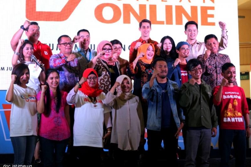Pemerintah Gencarkan Gerakan Nasional Ayo UMKM Jualan Online  