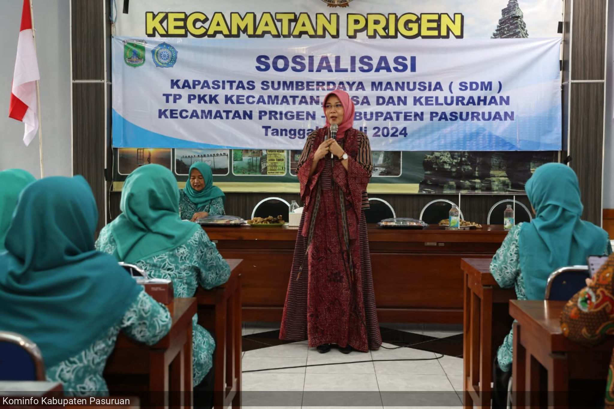 Sosialisasi Kapasitas SDM, Pj. Ketua TP PKK, Ny. Luhur Andriyanto Tekankan Pentingnya Pemenuhan Gizi Tubuh Sebagai Prioritas Utama