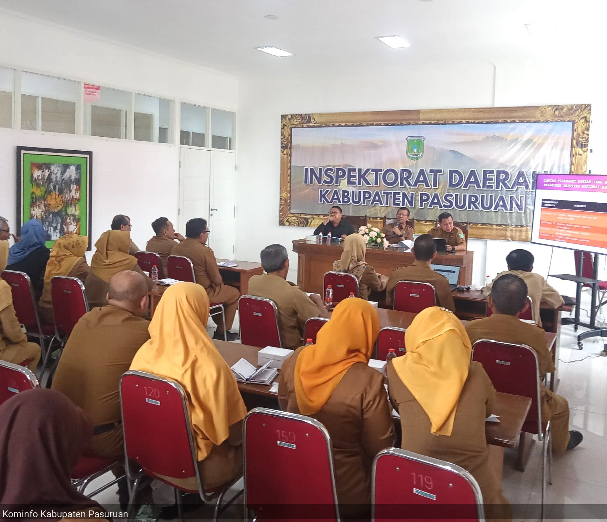 Dinas Kominfo Gelar Rapat Evaluasi Mandiri Sebagai Upaya Pemenuhan Indikator Penilaian SPBE Tahun 2024