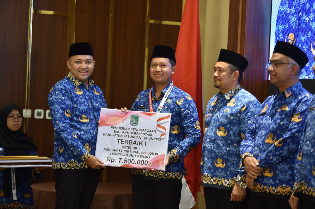 Pemberian Apresiasi kepada ASN Berprestasi Tahun 2025