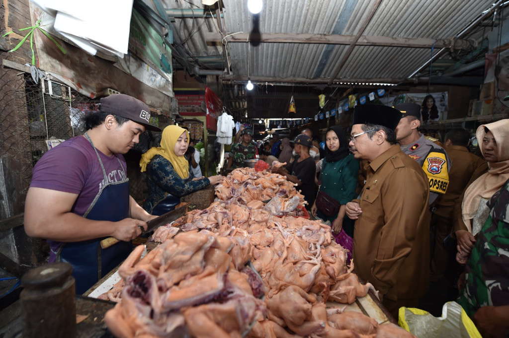 Peninjauan Pasar oleh Pj. Bupati Pasuruan