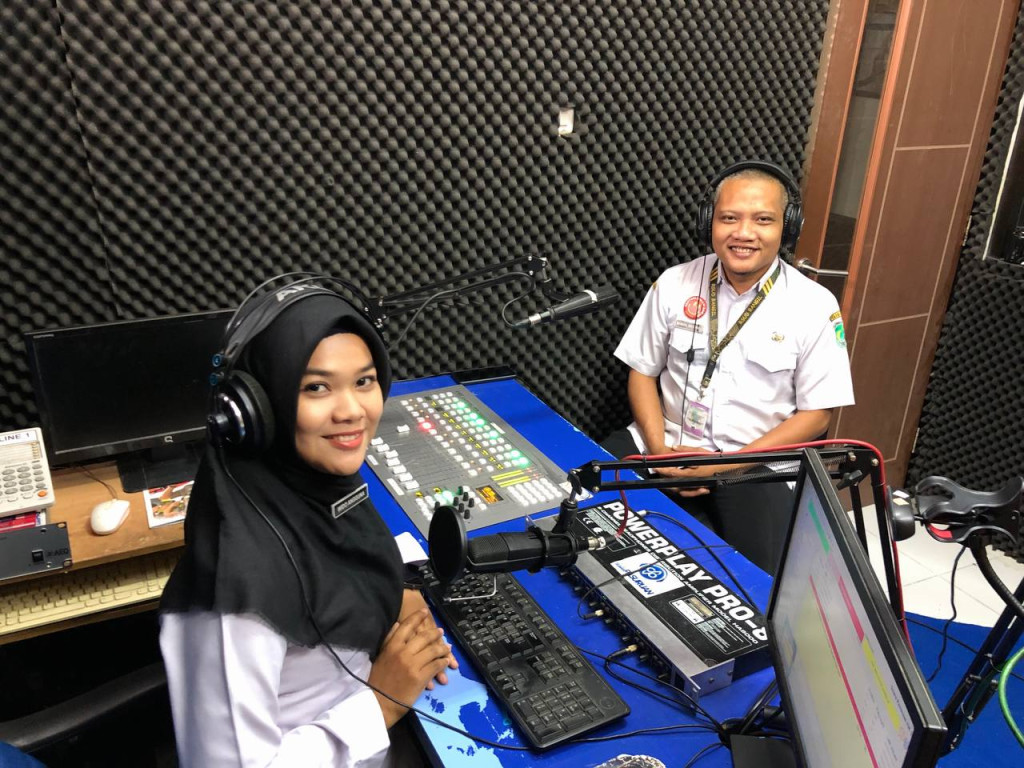 Talkshow Radio - Tips Sehat dan Bahagia di Tempat Kerja