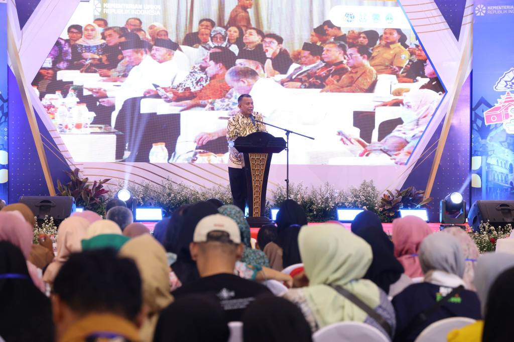 Wamen UMKM RI Hadiri Roadshow Lokamodal di Taman Candra Wilwatikta